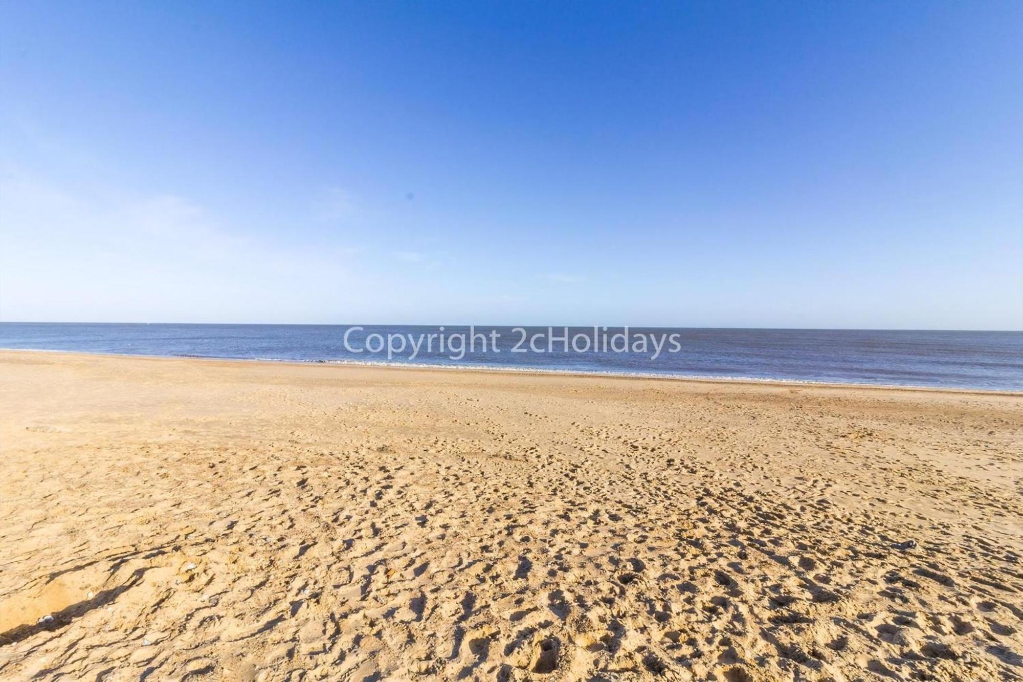 Great 3 Bedroom Chalet To Hire With In Hemsby, Great Seaside Break! Ref 18194B Exteriör bild